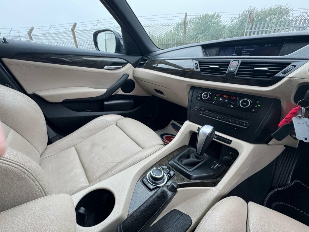 BMW X1 Xdrive 20D Se Blue #45
