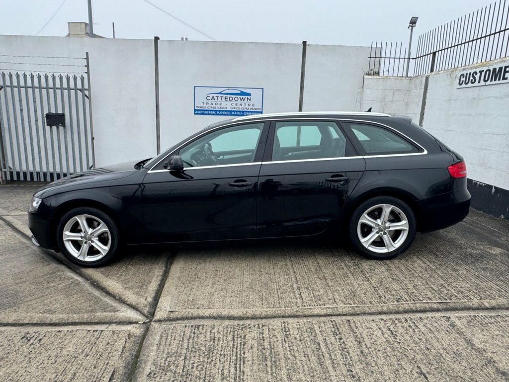 Audi A4 Avant 2L Se Technik Black #2