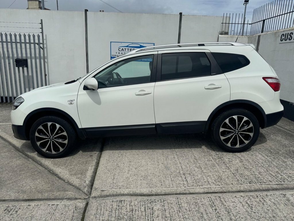 Nissan Qashqai+2 1.6L N-tec White #3