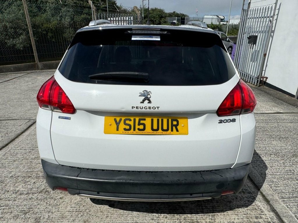 Peugeot 2008 1.6L Feline YS15UUR White #4