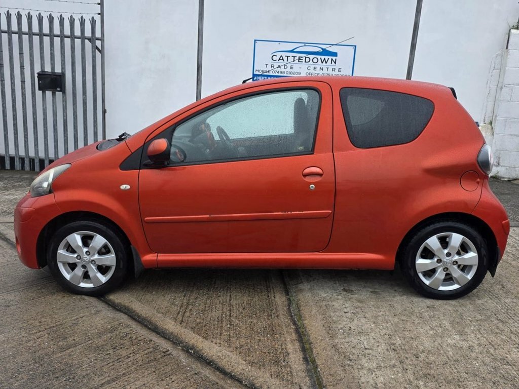 Toyota Aygo 1L Fire Orange #2