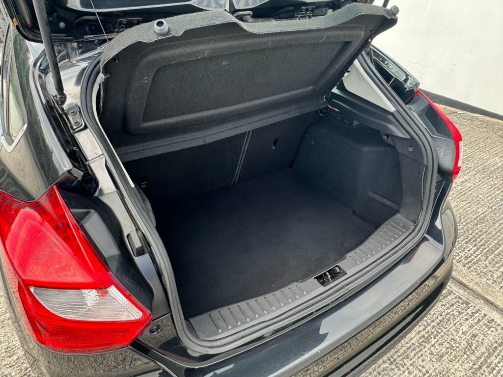 Ford Focus 1.6L Zetec Black #6