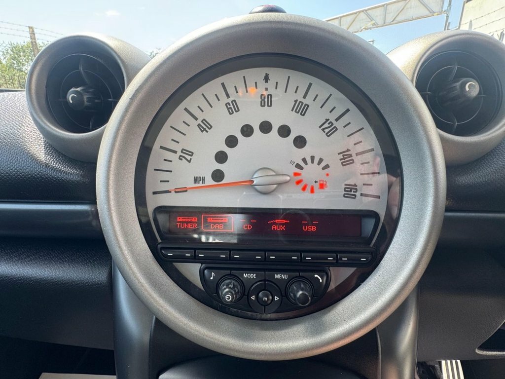 Mini Countryman Cooper S White #34
