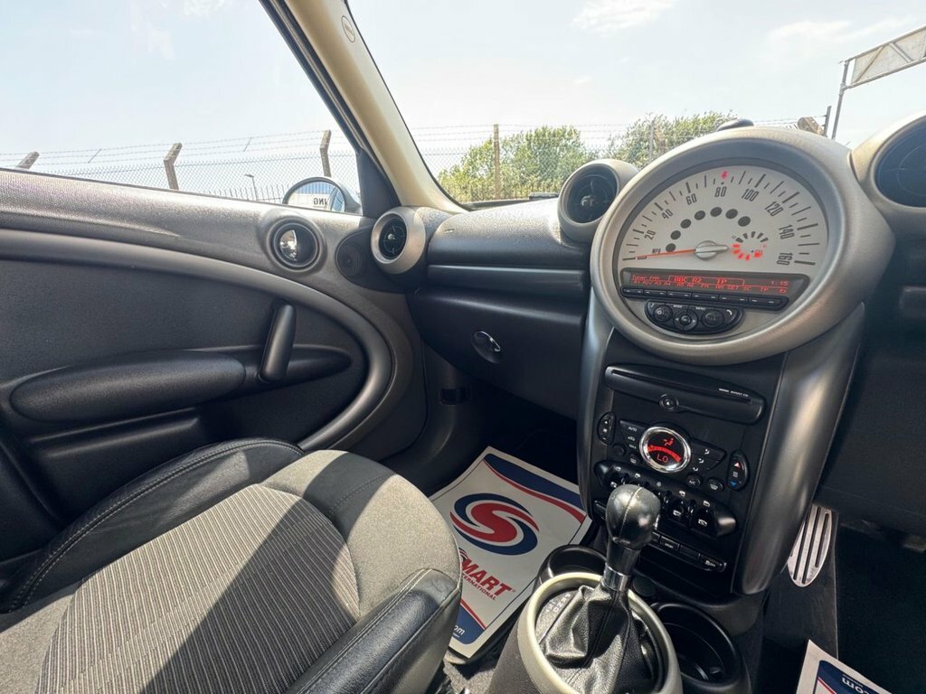Mini Countryman Cooper S White #27