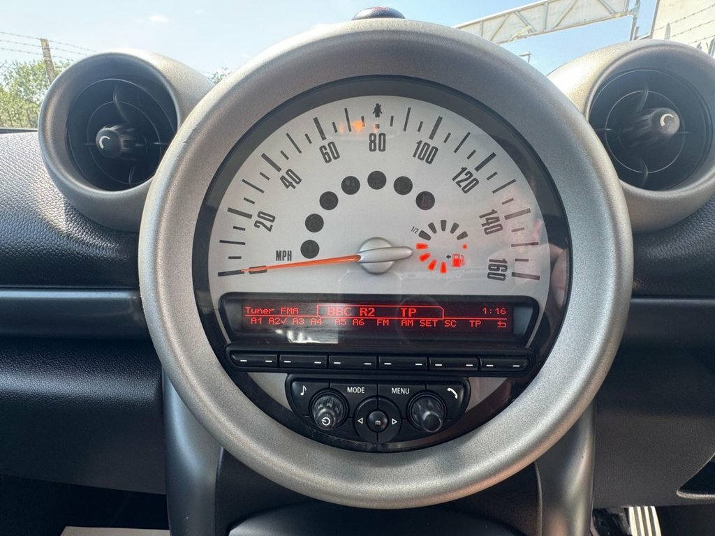 Mini Countryman Cooper S White #33