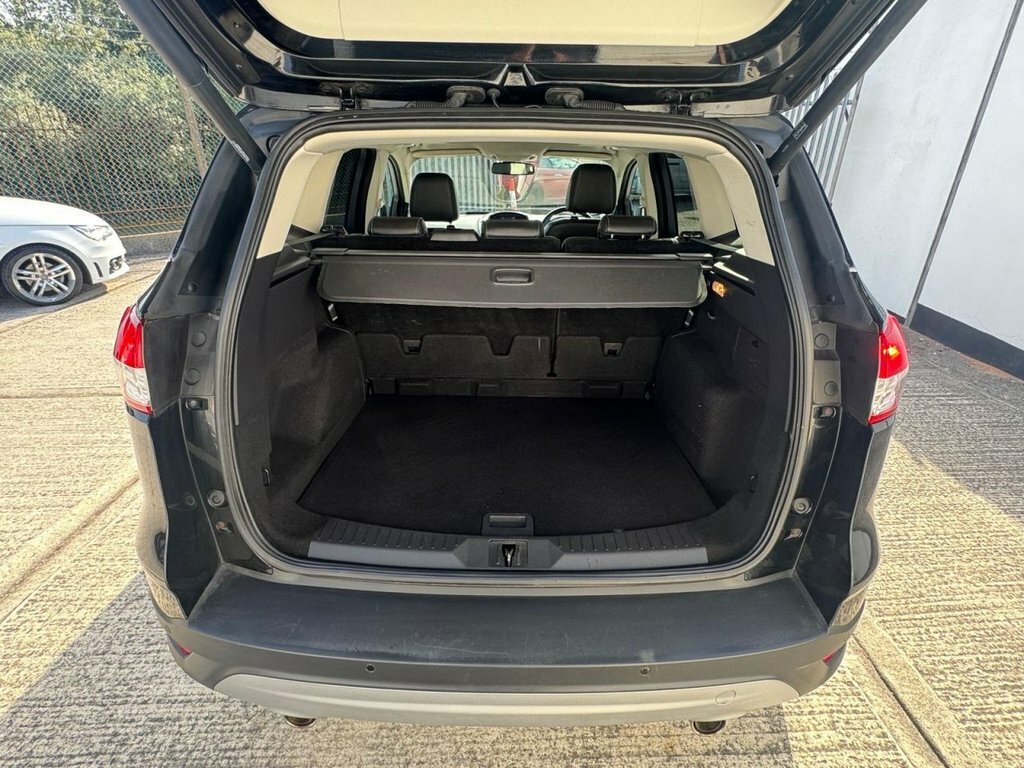Ford Kuga 2L Titanium X Black #6