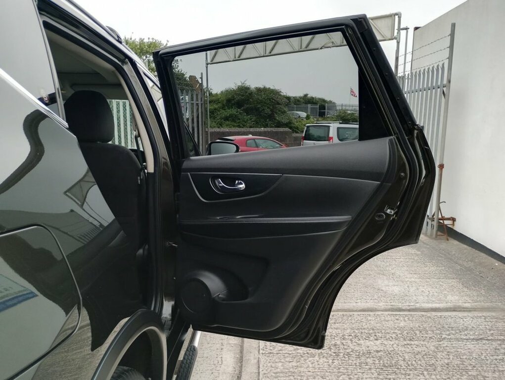 Nissan X-Trail Dci N-tec Black #12