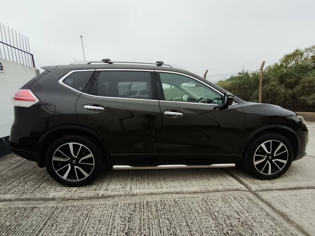 Nissan X-Trail Dci N-tec Black #9