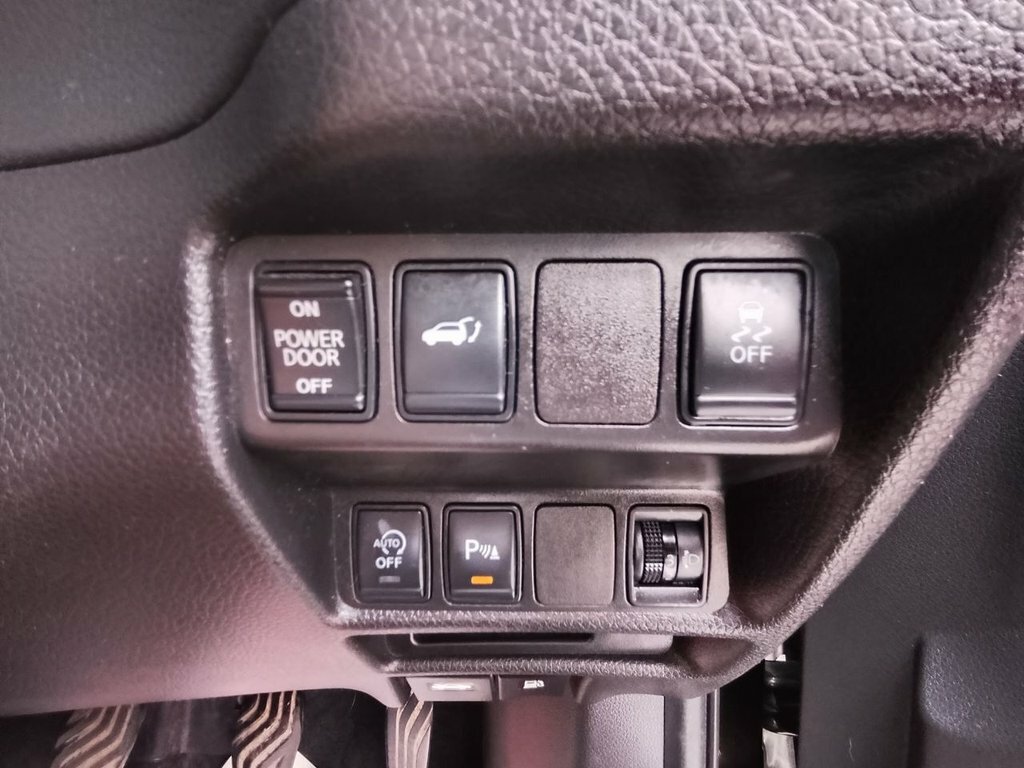 Nissan X-Trail Dci N-tec Black #32