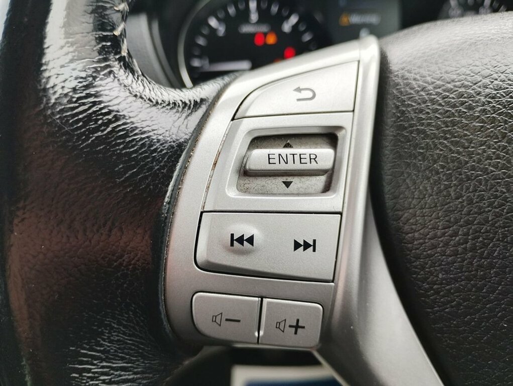 Nissan X-Trail Dci N-tec Black #30