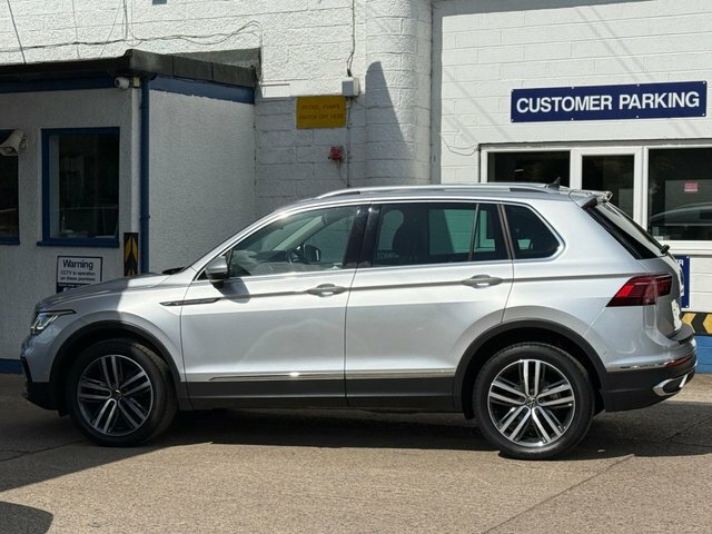 Volkswagen Tiguan Tdi Elegance Suv NY21LSL Silver #3