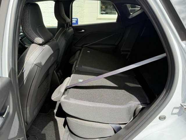 Renault Captur 1.6 E-tech Full Hybrid 145 Techno Grey #44