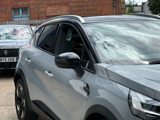 Renault Captur 1.6 E-tech Full Hybrid 145 Techno Grey #11