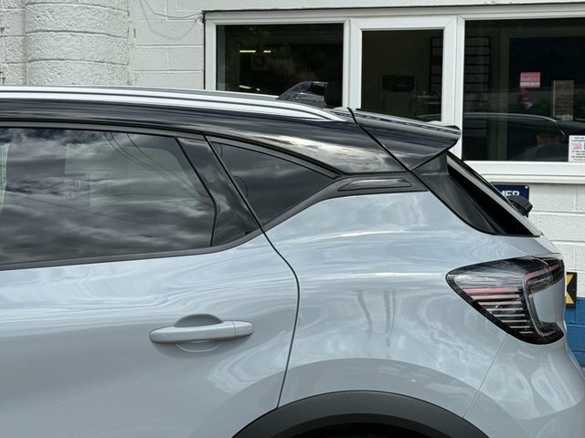 Renault Captur 1.6 E-tech Full Hybrid 145 Techno Grey #25