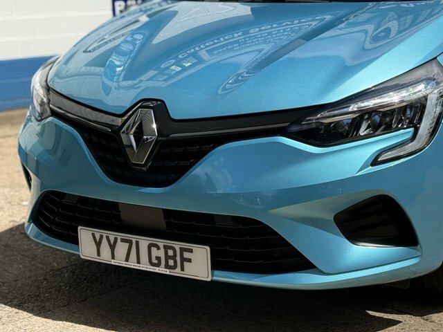 Renault Clio Play Tce White #22