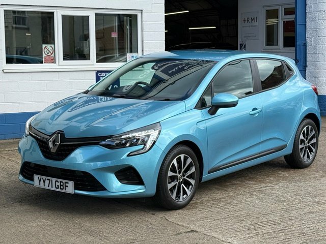 Renault Clio 1.0 Tce Iconic Hatchback Euro 6 Blue