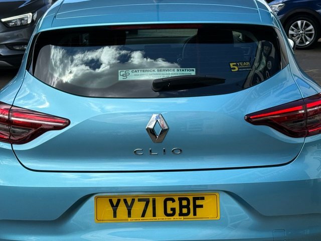 Renault Clio Play Tce White #28