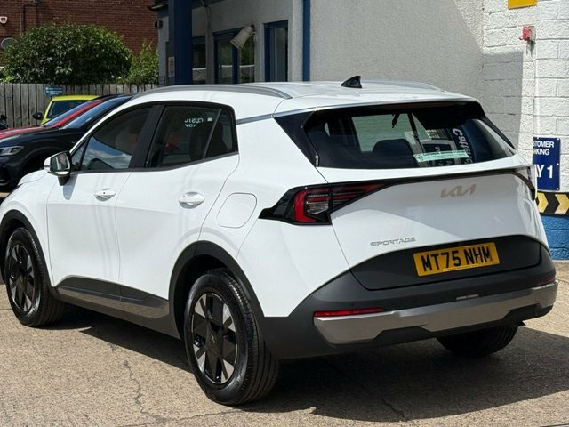 Kia Sportage 1.6 T-gdi Pure Suv Euro 6 Ss White #4