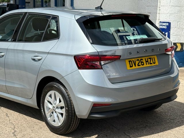 Skoda Fabia 1.0 Tsi 116 Design Edition Dsg Hatchback MM75YGT Black #29