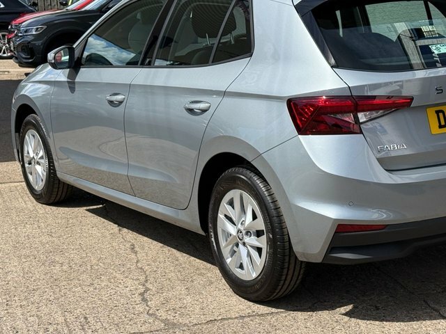 Skoda Fabia 1.0 Tsi 116 Design Edition Dsg Hatchback MM75YGT Black #28