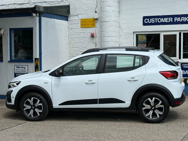 Dacia Sandero Stepway Tce Journey Hatchback YW23DYO White #3