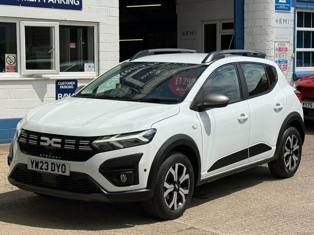 Dacia Sandero Stepway Tce Journey Hatchback White