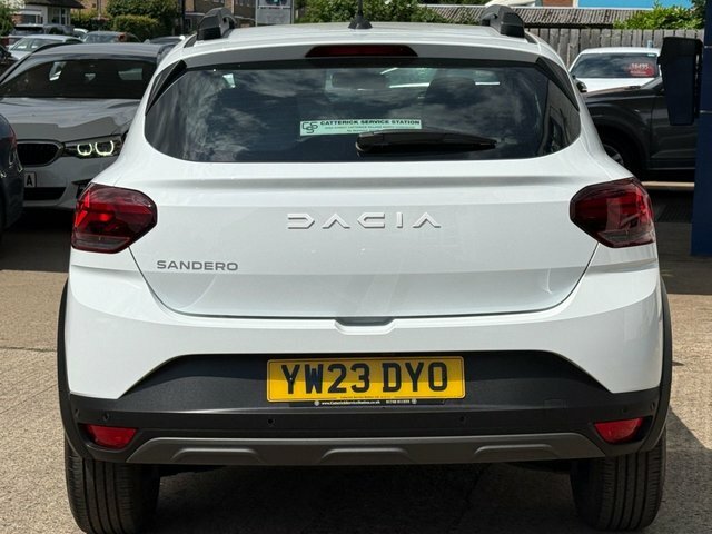 Dacia Sandero Stepway Tce Journey Hatchback YW23DYO White #5