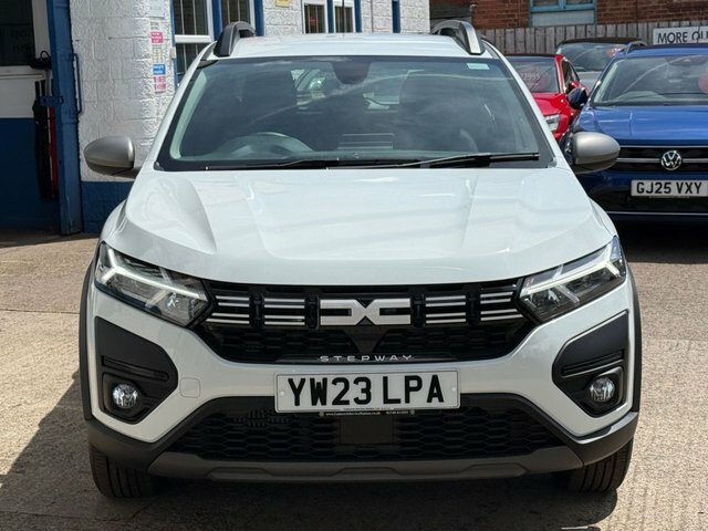 Dacia Sandero Stepway 1.0 Tce Expression Hatchback Eur White #2