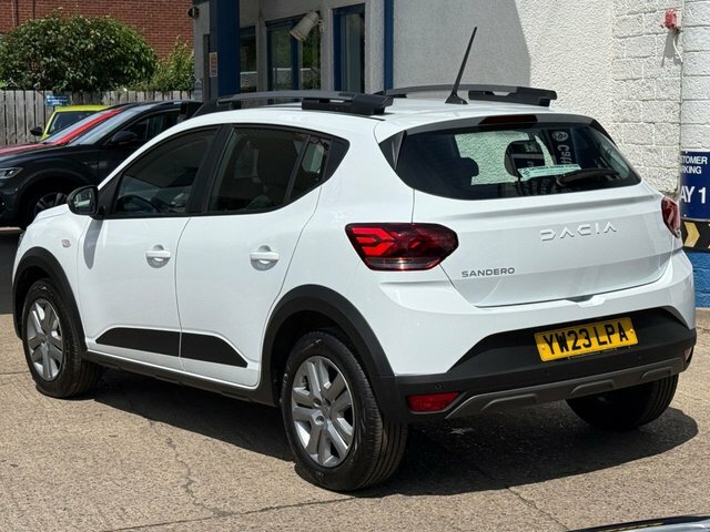 Dacia Sandero Stepway 1.0 Tce Expression Hatchback Eur White #4