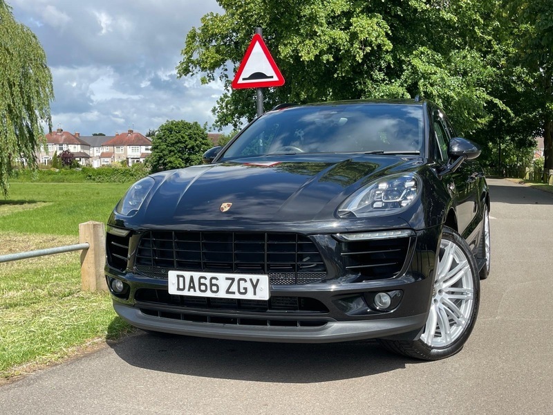 Porsche Macan D S Pdk Black #2