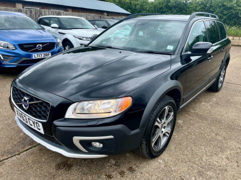 Volvo XC70 2.4 D5 Se Black #6