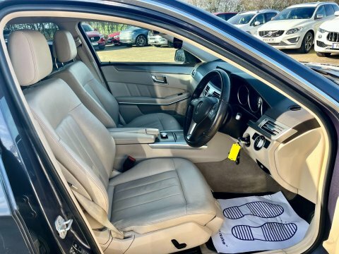 Mercedes-Benz E Class 2.1 E220 Bluetec Blue #4
