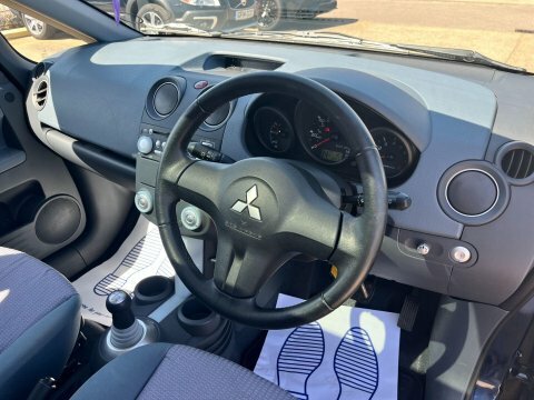 Mitsubishi Colt 1.1 Black Black #21