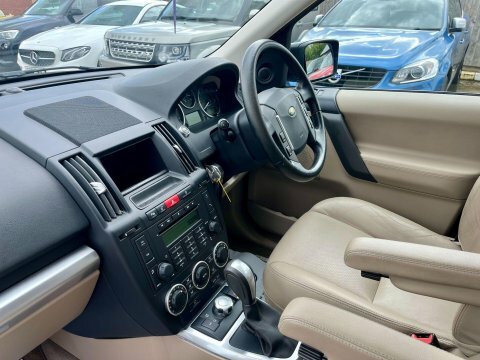 Land Rover Freelander 2 S Black #22