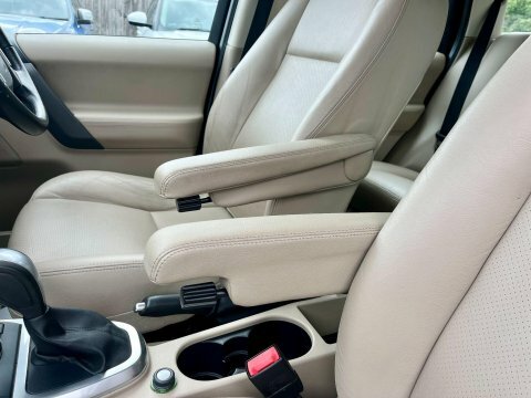 Land Rover Freelander 2 S Black #9