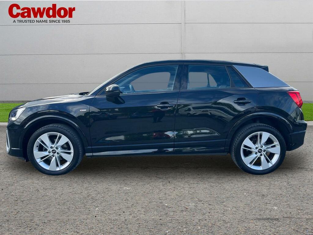 Audi Q2 S Line 35 Tfsi S-a BT23SKV Black #6