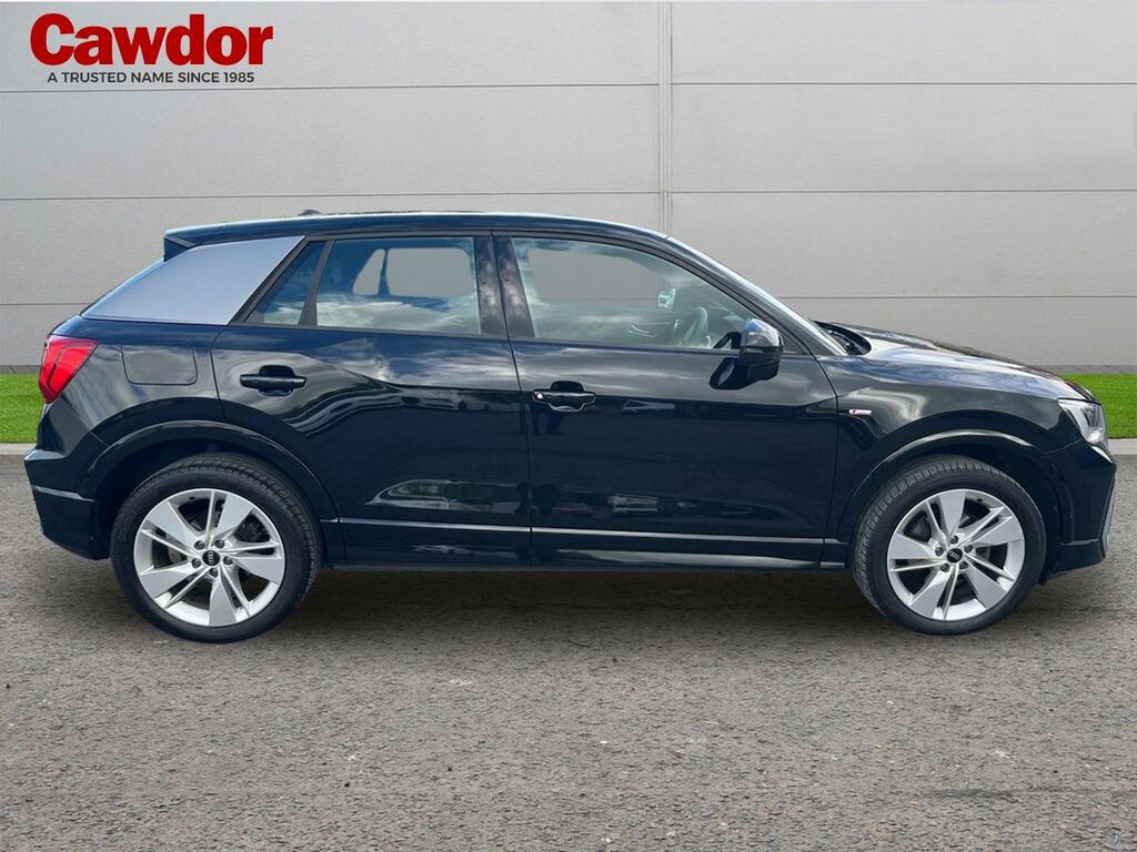 Audi Q2 S Line 35 Tfsi S-a BT23SKV Black #2