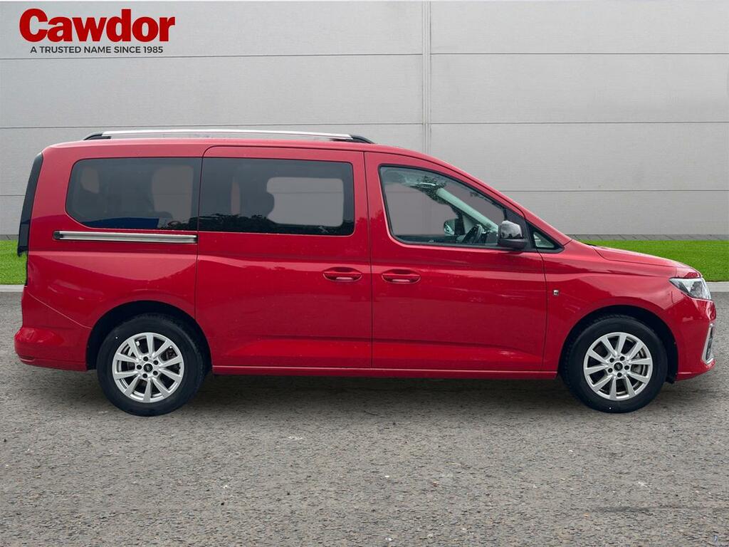 Ford Grand Tourneo Connect Connect Titanium Red #2