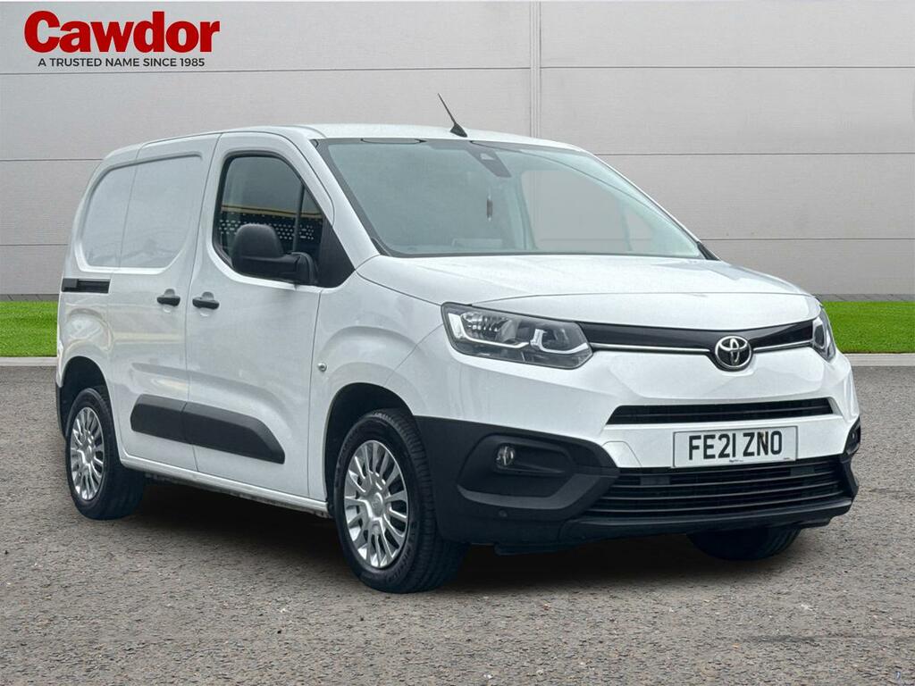 Toyota Proace City City Icon White