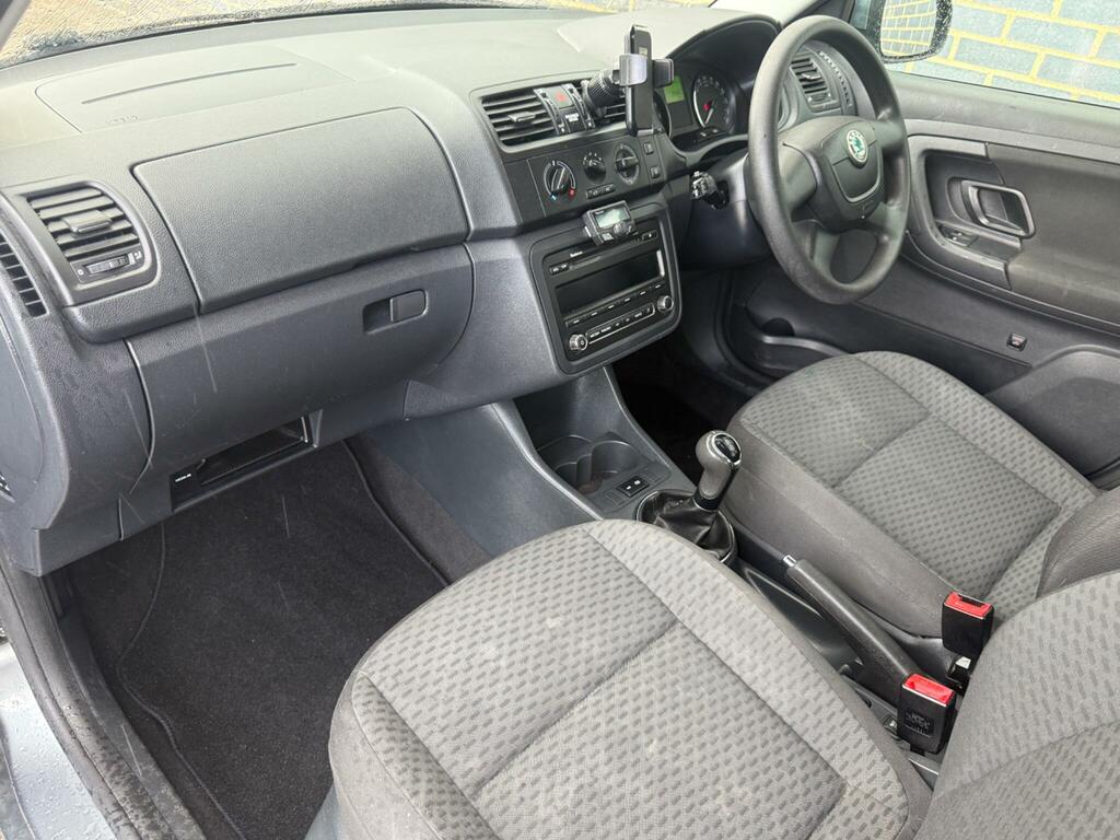 Skoda Fabia 1.2 Tsi Yellow #15