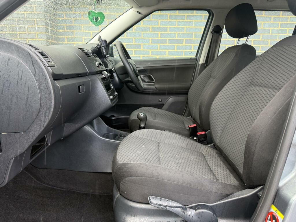 Skoda Fabia 1.2 Tsi Yellow #30