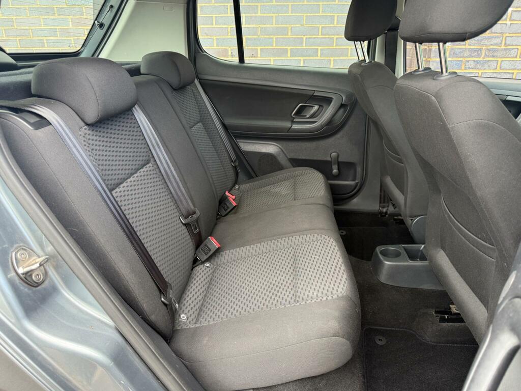 Skoda Fabia 1.2 Tsi Yellow #17