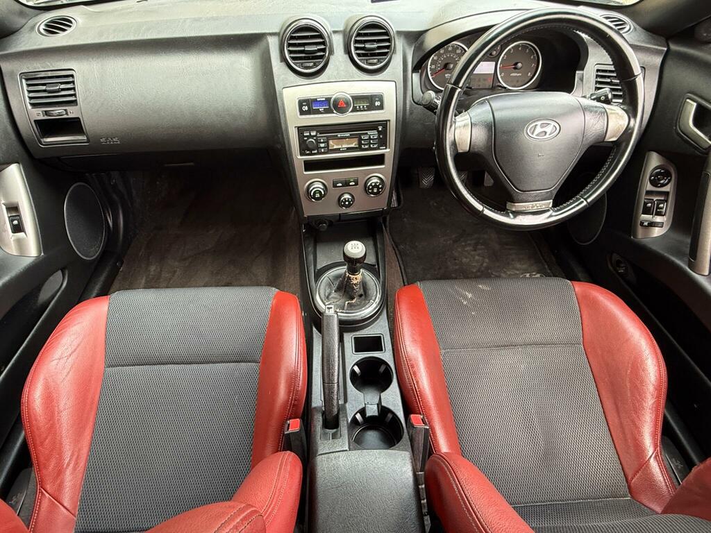 Hyundai Coupe 2.0 Siii Black #16