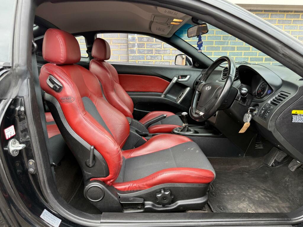 Hyundai Coupe 2.0 Siii Black #23