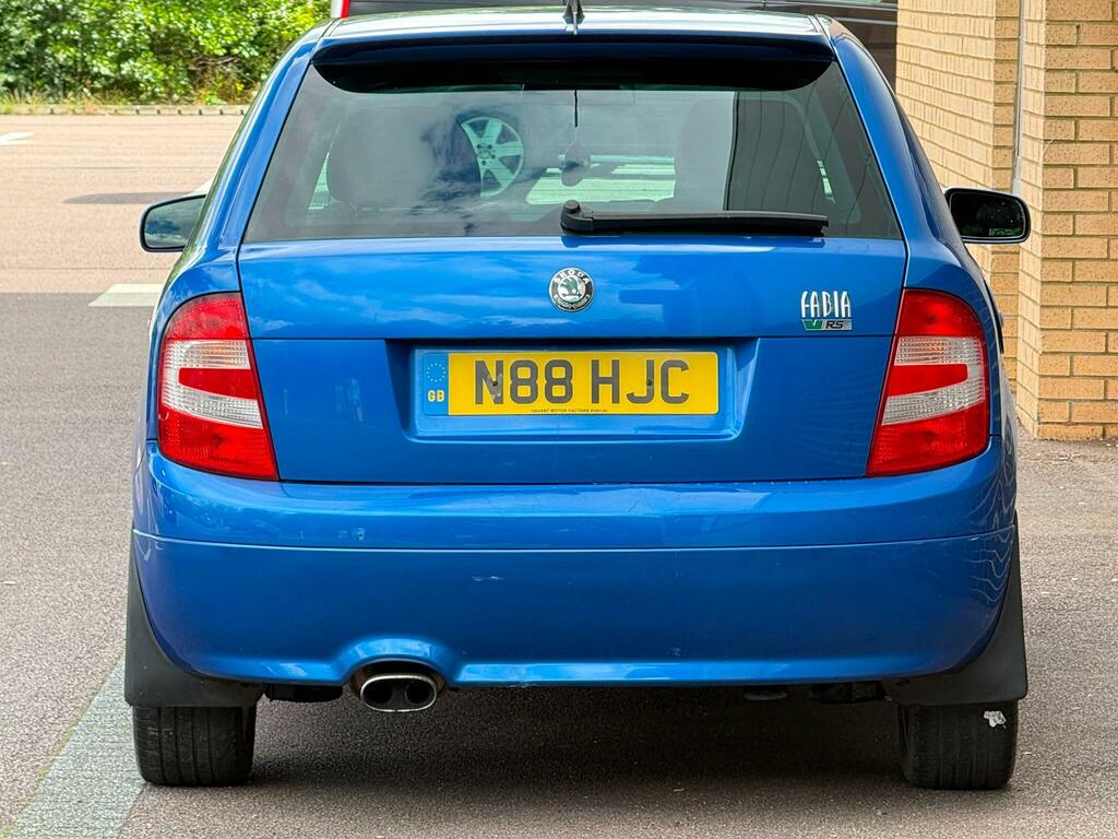 Skoda Fabia 3 Tdi 80 Red #8