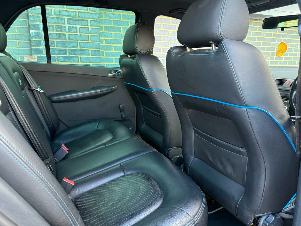 Skoda Fabia 3 Tdi 80 Red #20