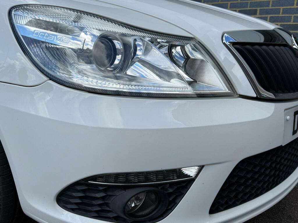 Skoda Octavia 1.4 Tsi Se Red #56
