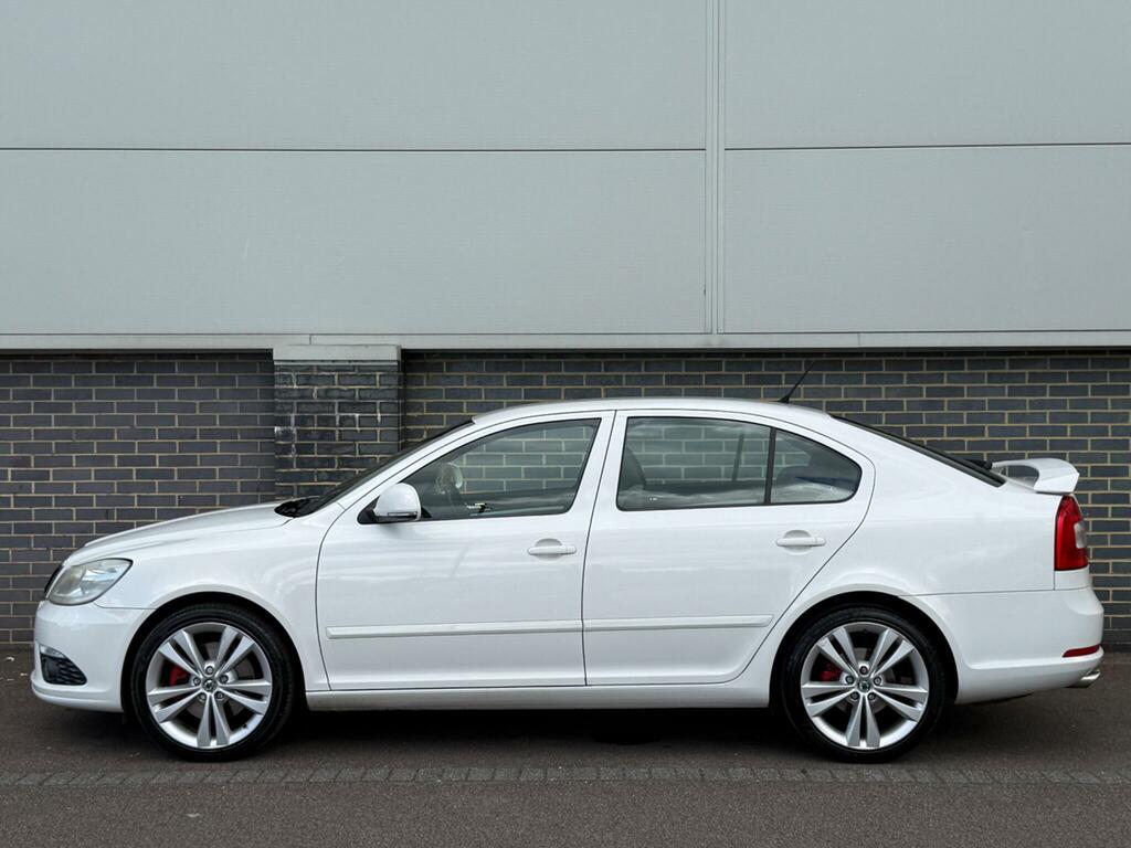 Skoda Octavia 1.4 Tsi Se Red #7