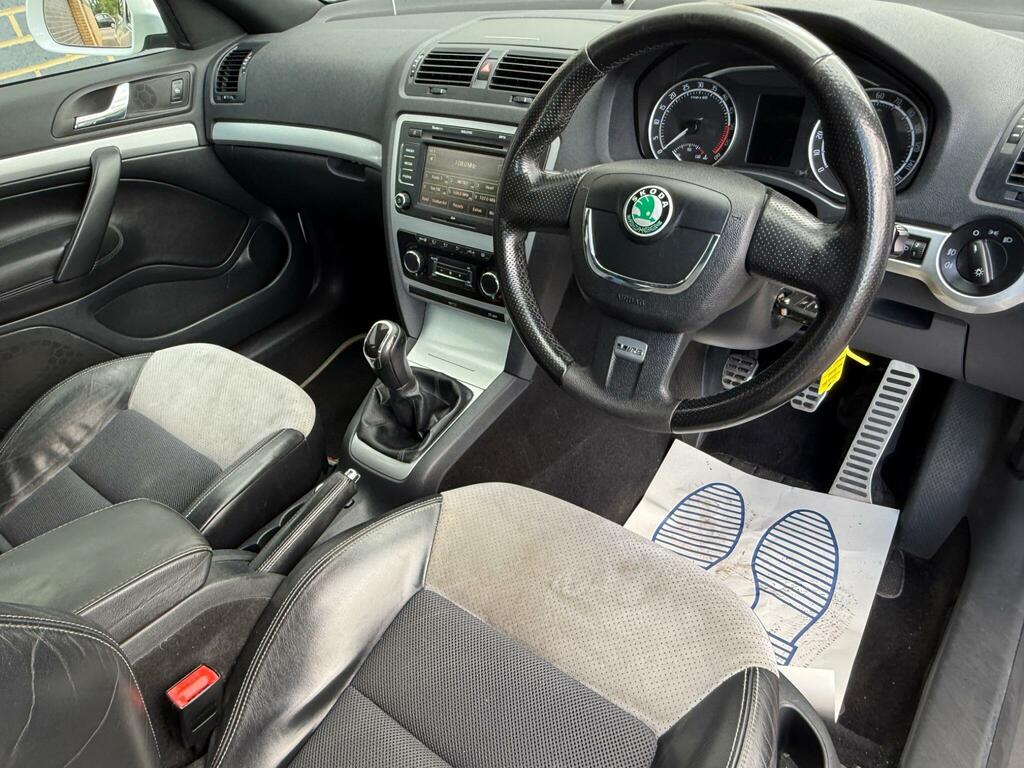 Skoda Octavia 1.4 Tsi Se Red #12