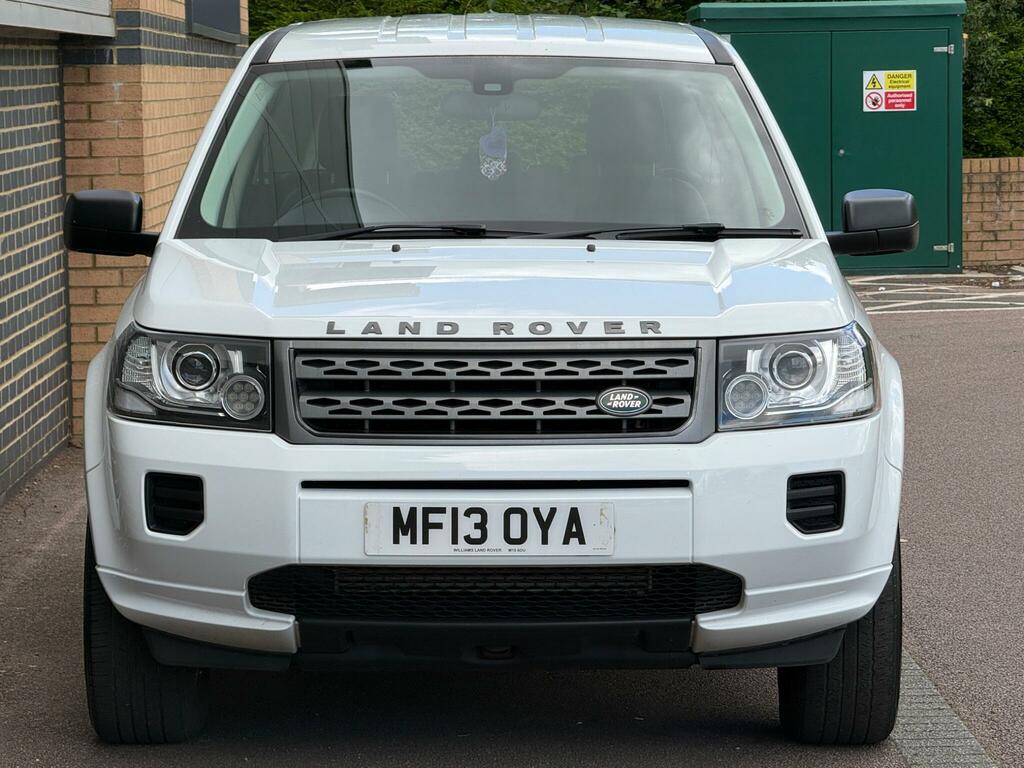 Land Rover Freelander 2 Gs White #6